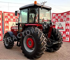 Massive 399 cabin Tractor