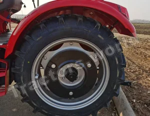 MFT-424 4WD Tractor